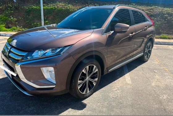 MITSUBISHI ECLIPSE CROSS 1.5 MIVEC TURBO GASOLINA HPE CVT MITSUBISHI ECLIPSE CROSS 1.5 MIVEC TURBO GASOLINA HPE CVT